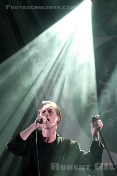 EAGULLS - 2014-11-16 - PARIS - La Cigale - 